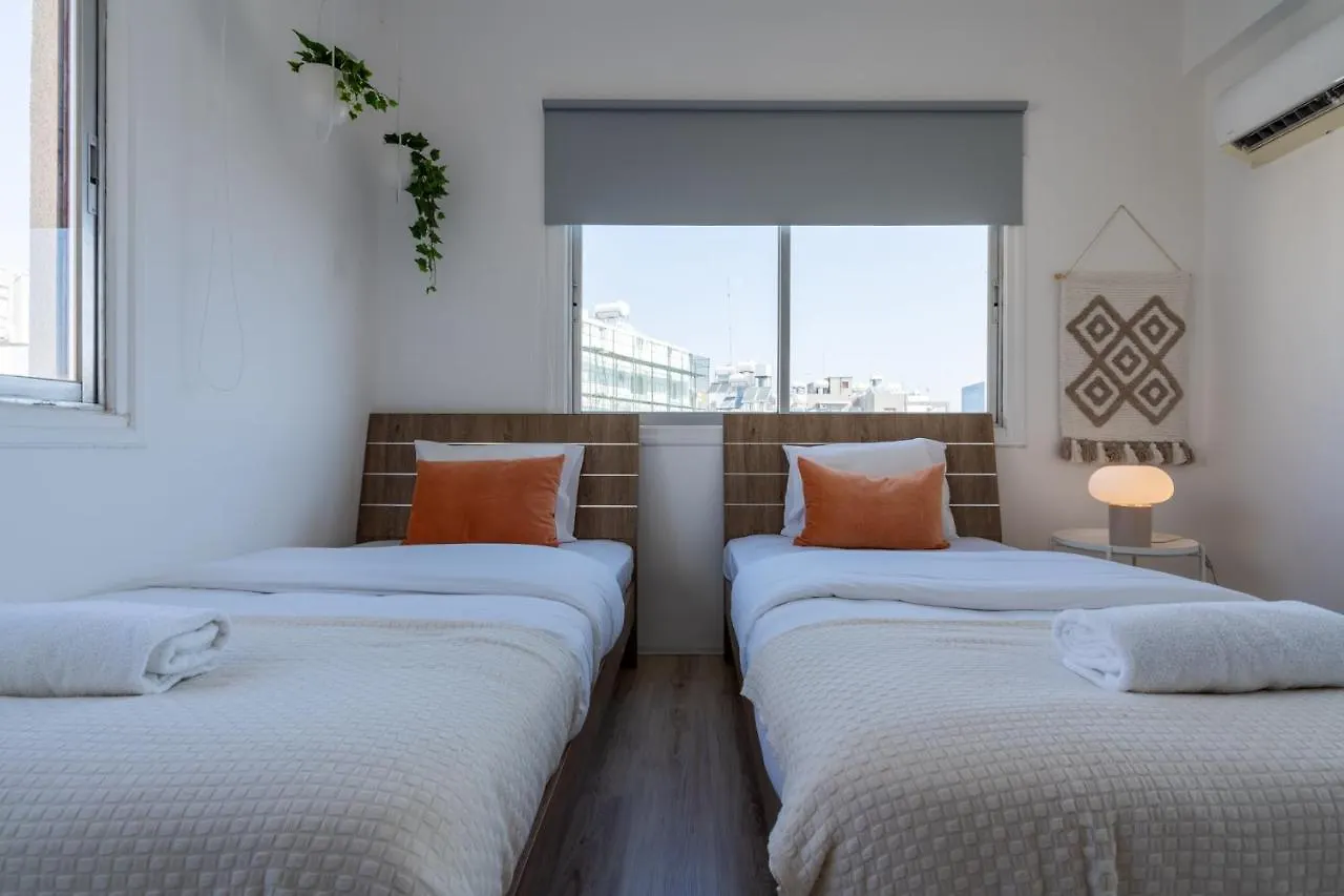 Citrus 3-Bedroom Apartment In Larnaca
