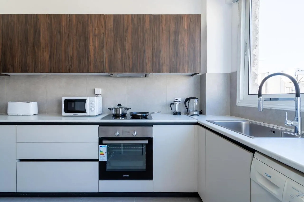 Citrus 3-Bedroom Apartment In Larnaca