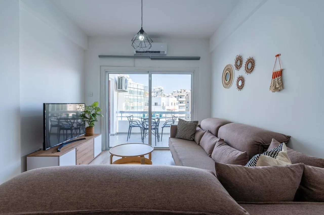 Citrus 3-Bedroom Apartment In Larnaca